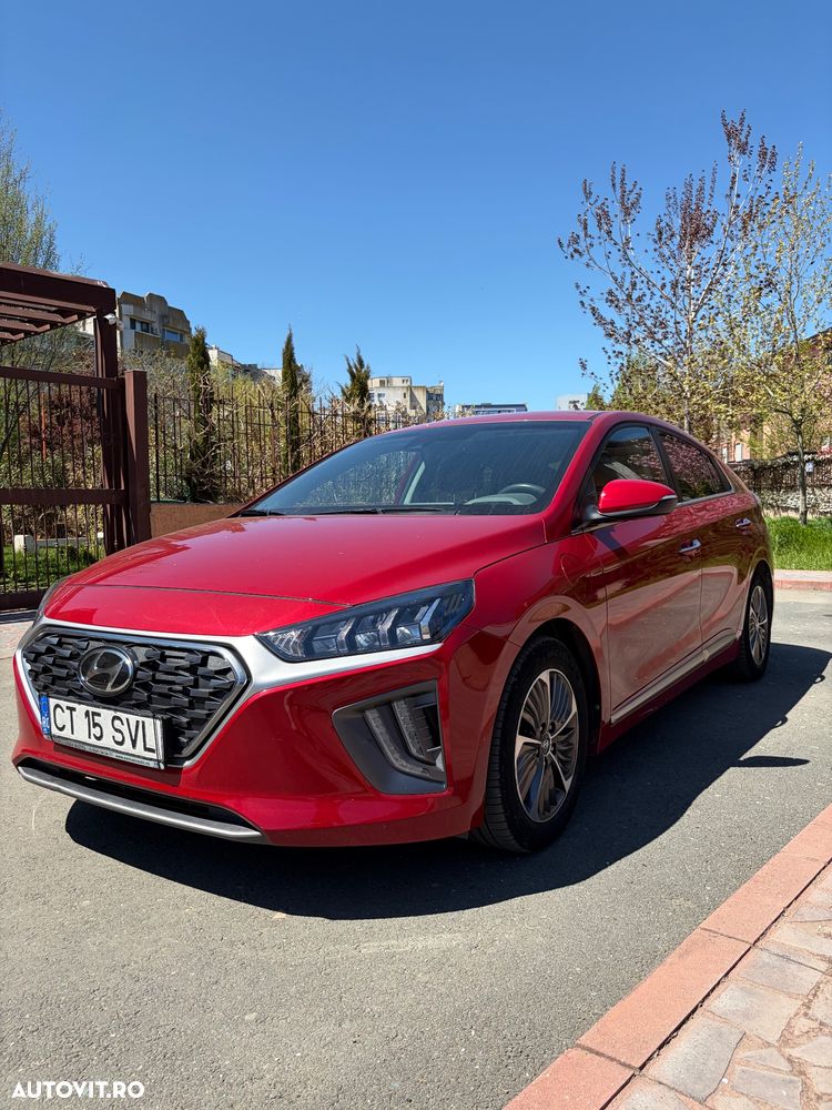 Hyundai IONIQ - 14