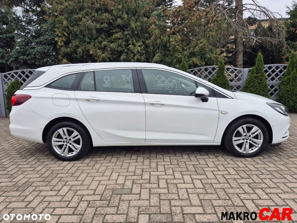 Opel Astra 1.6 CDTI Cosmo - 16