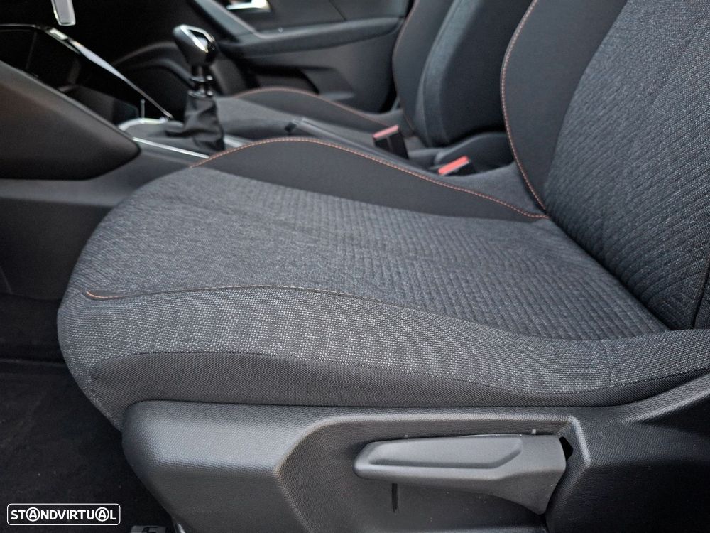 Peugeot 2008 1.2 Style - 22