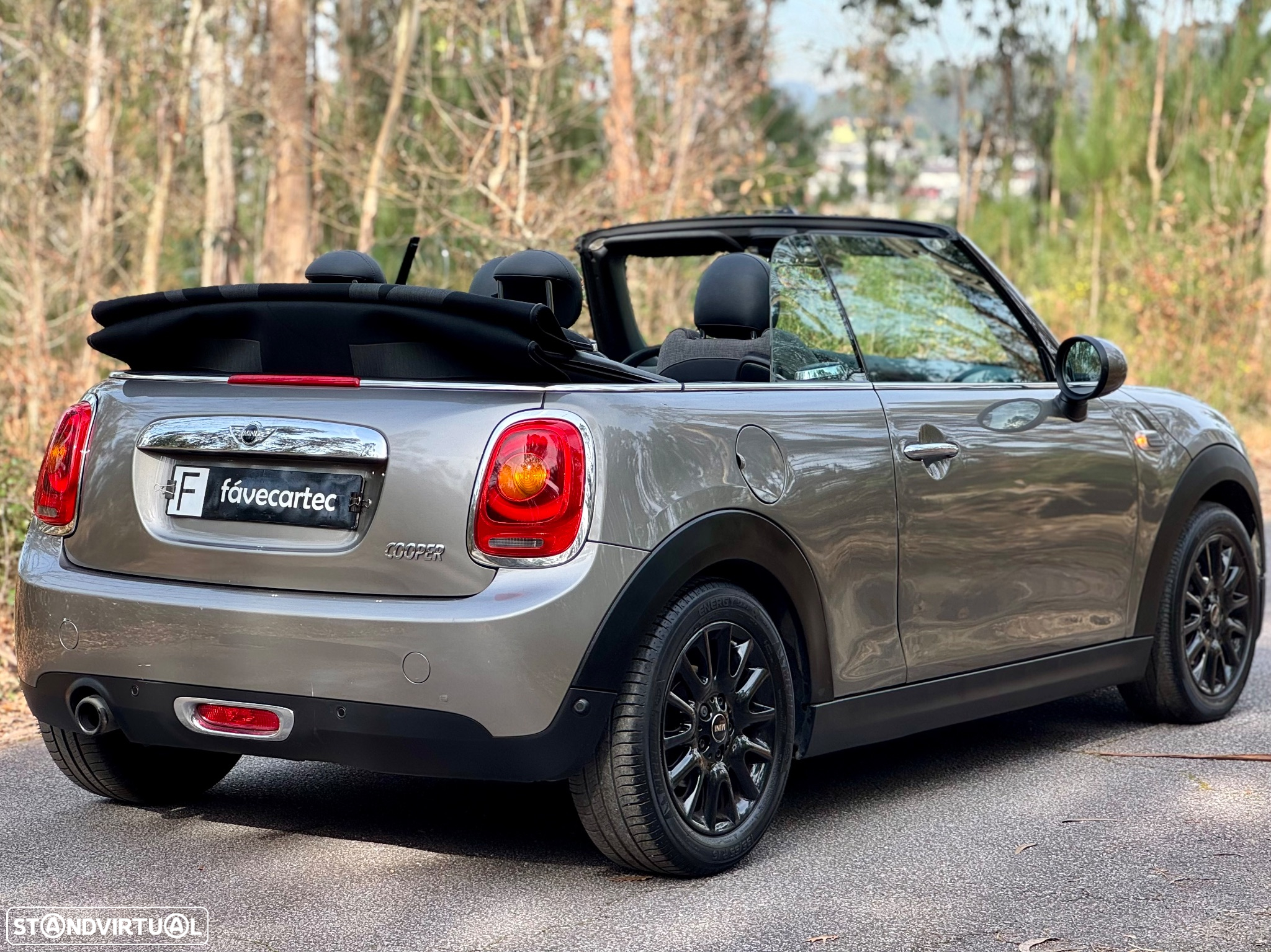 MINI Cabrio Cooper Aut. JCW - 22