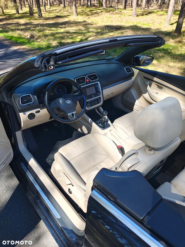 Volkswagen Eos - 20