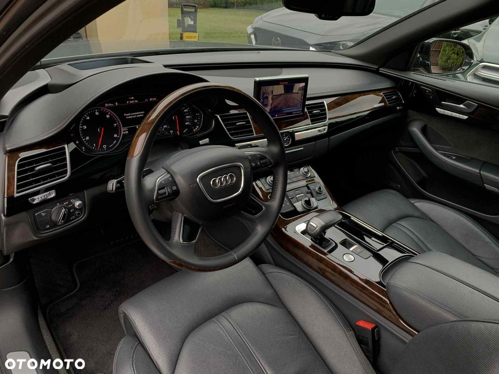 Audi A8 4.0 TFSI cylinder on demand quattro tiptronic - 19