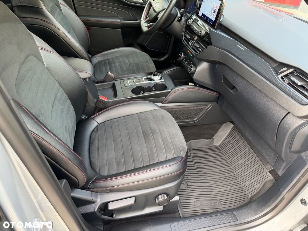 Ford Kuga 2.5 Duratec FHEV 4x4 ST-LINE X - 27