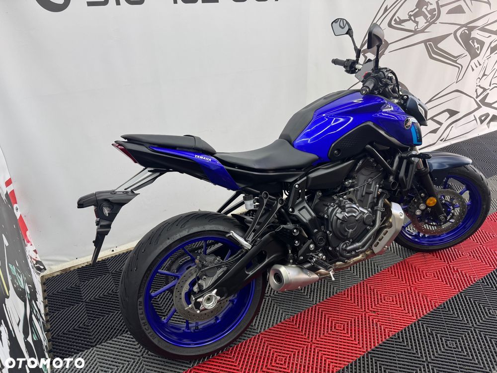 Yamaha MT - 4