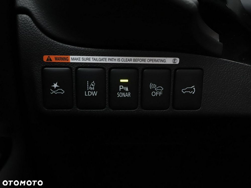 Mitsubishi Outlander 2.4 4WD Top - 34