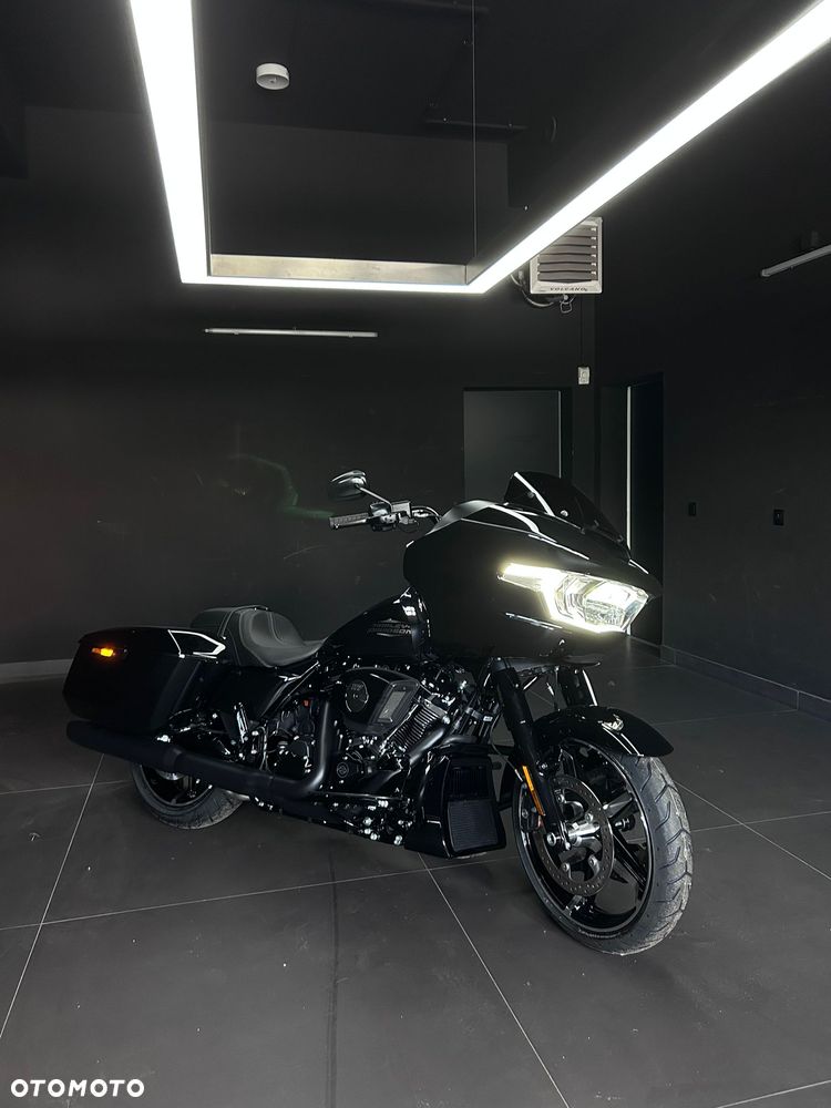 Harley-Davidson Touring Road Glide - 6