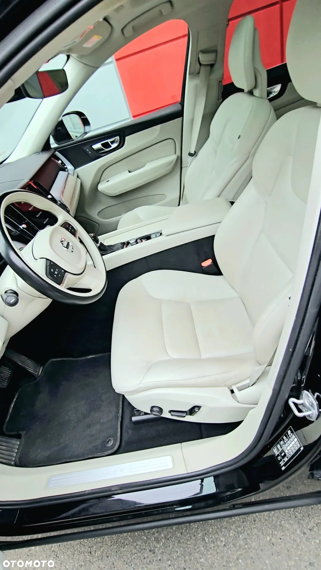 Volvo XC 60 T5 AWD Momentum - 13