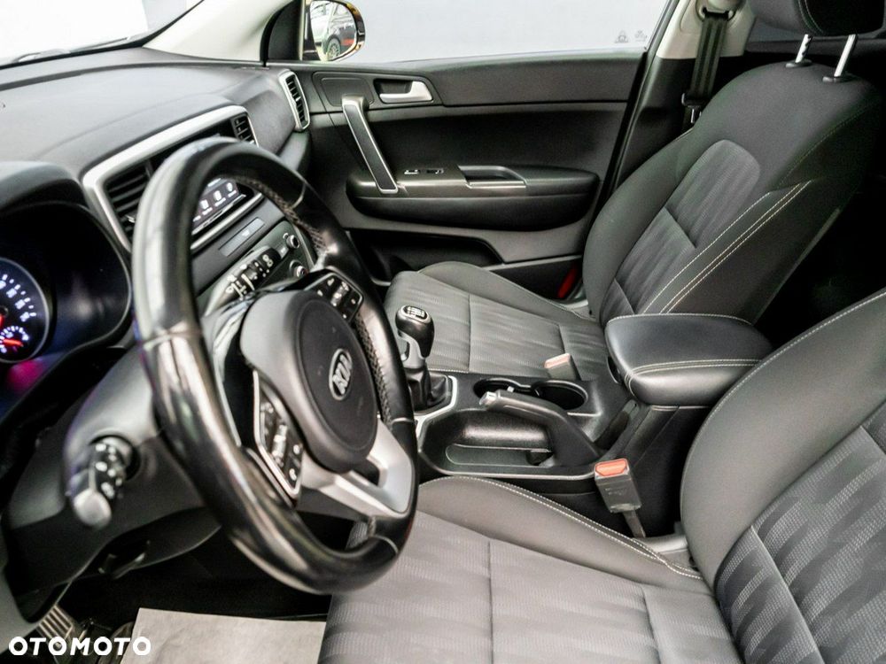 Kia Sportage 1.6 GDI M 2WD - 23
