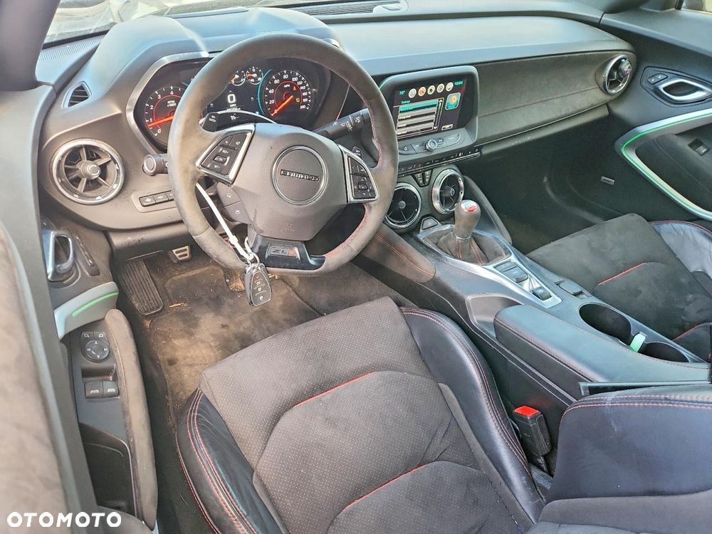 Chevrolet Camaro - 8