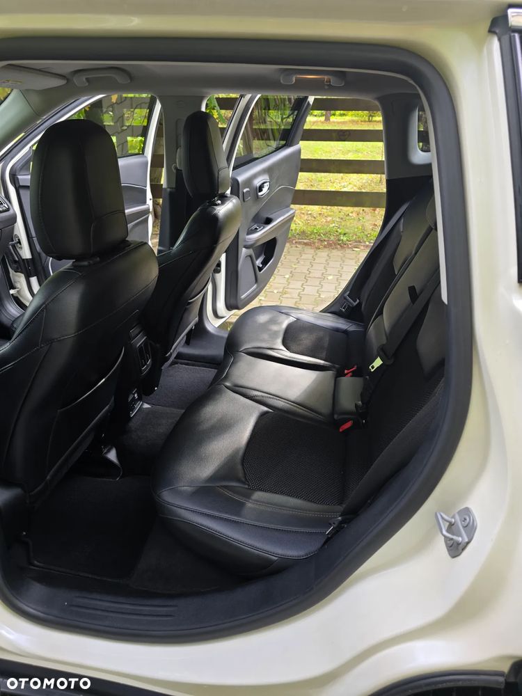 Jeep Compass 2.0 MJD Limited 4WD S&S - 23