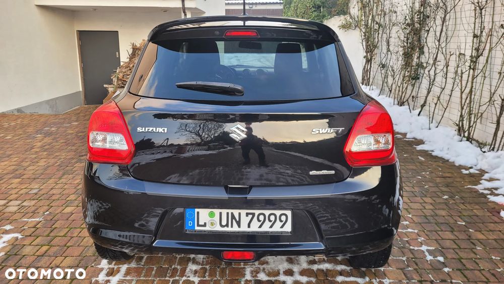Suzuki Swift 1.2 Dualjet Allgrip Comfort - 5