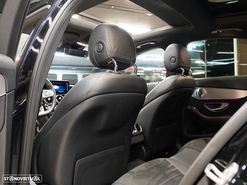 Mercedes-Benz C 300 de AMG Line - 19