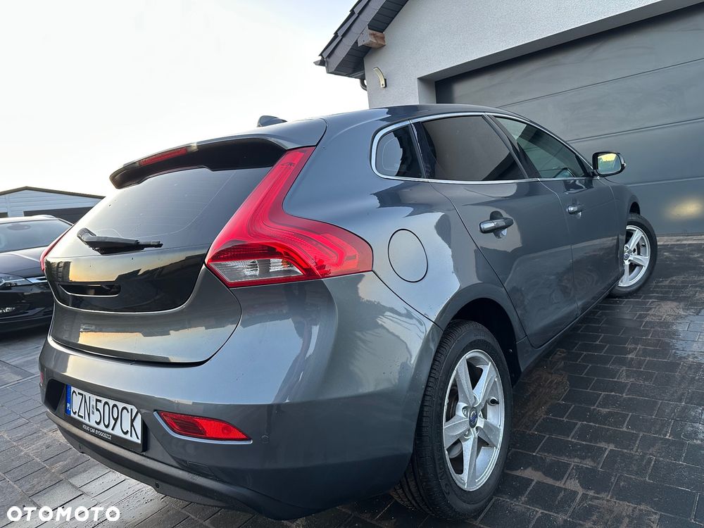 Volvo V40 D2 Momentum - 5