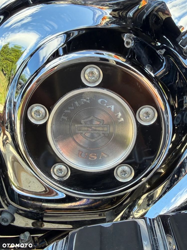 Harley-Davidson Touring Road Glide - 11