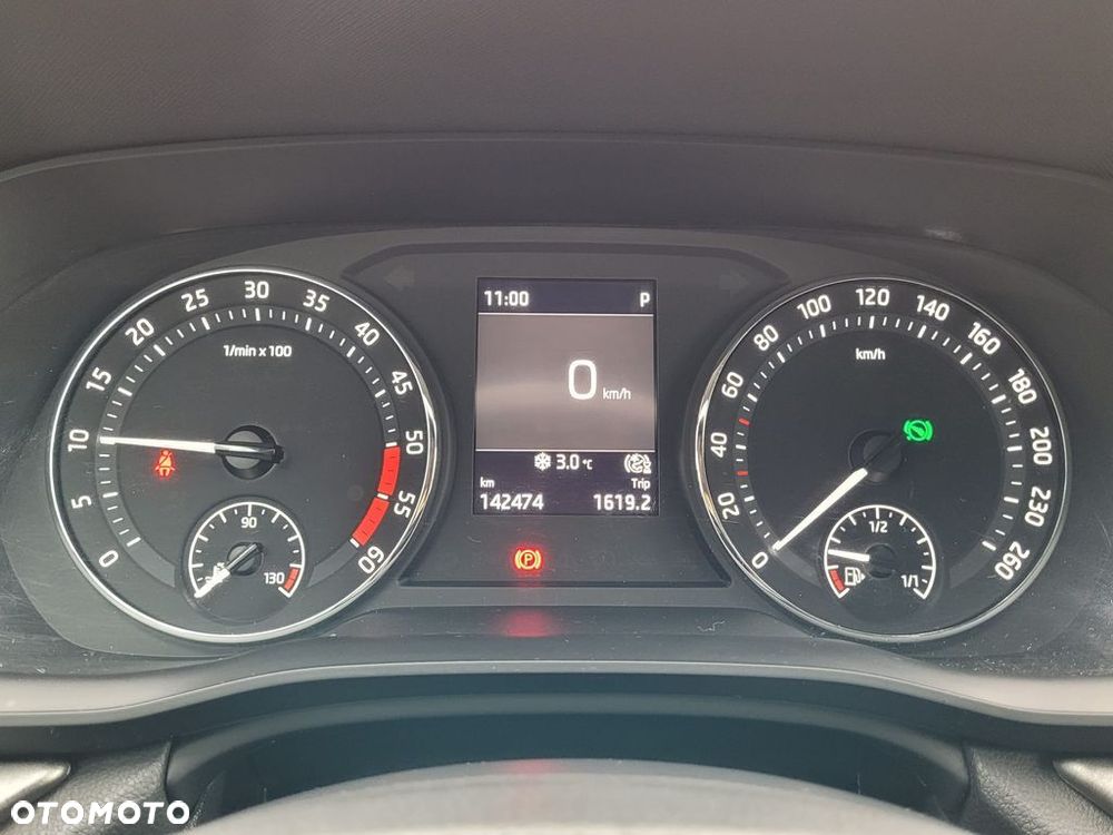 Skoda Octavia 2.0 TDI Ambition DSG - 10