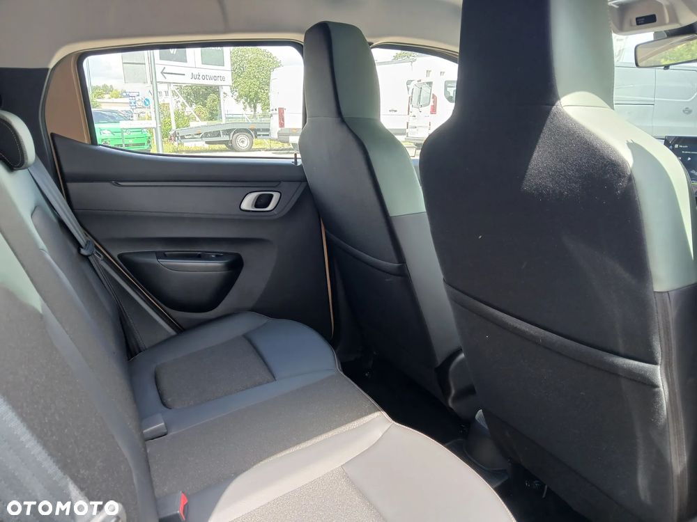 Dacia Spring Electric 26.8kWh 65 Extreme - 11
