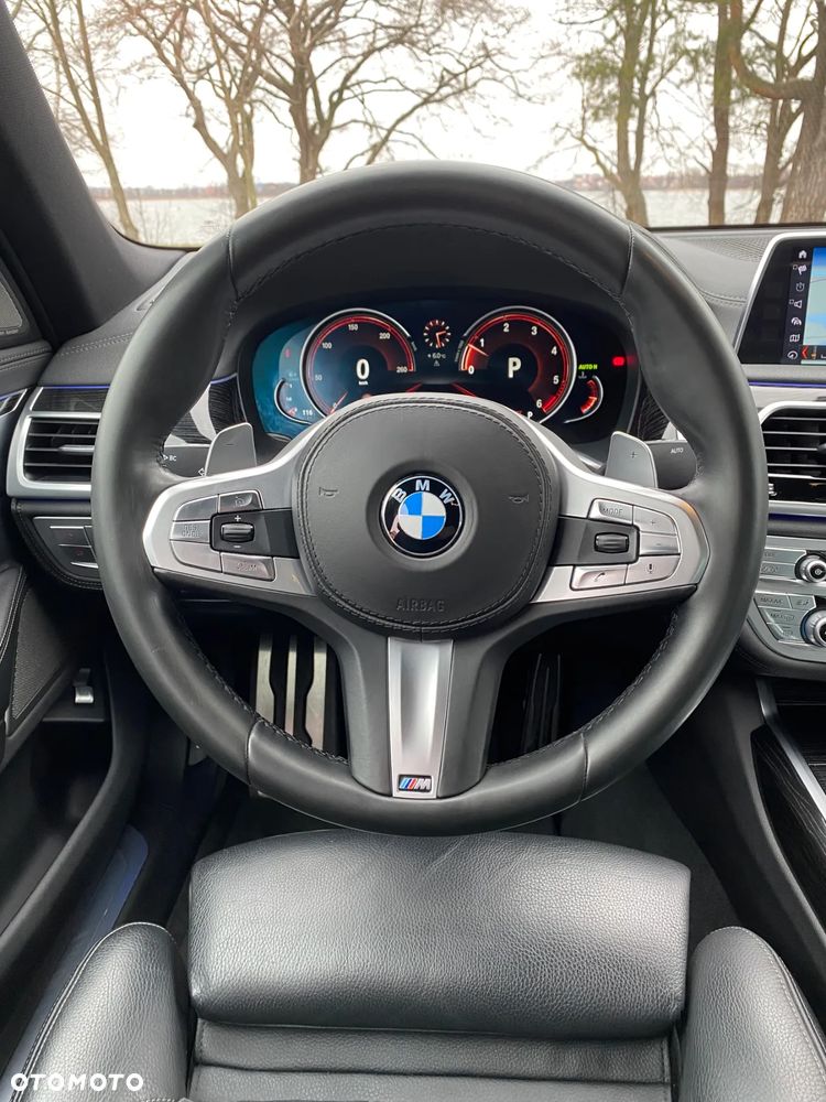 BMW Seria 7 730d xDrive - 27
