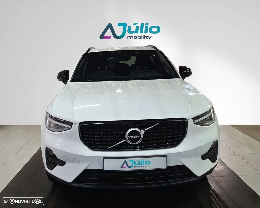 Volvo XC 40 2.0 B3 Plus Dark - 6