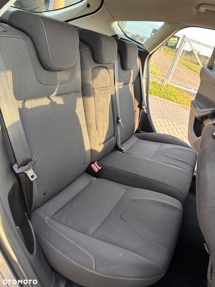 Ford Focus 2.0 TDCi Titanium - 24