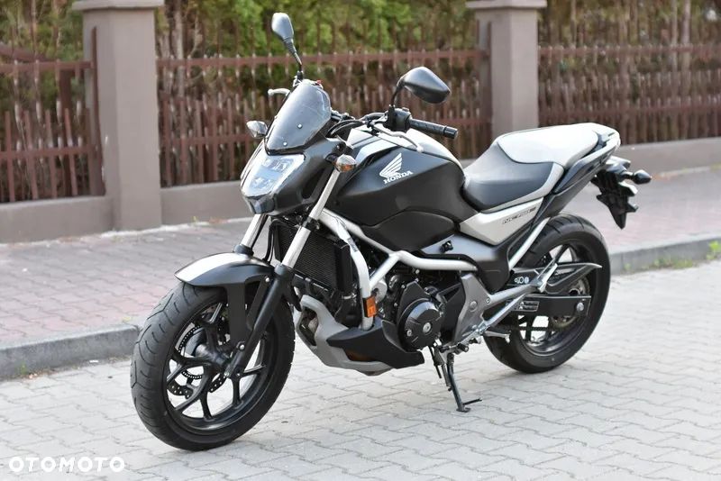 Honda NC - 25