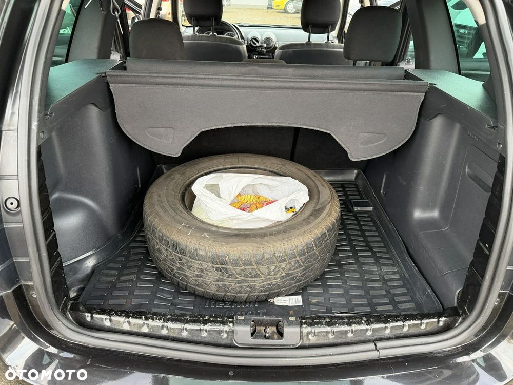 Dacia Duster 1.6 16V 105 4x2 Laureate - 24