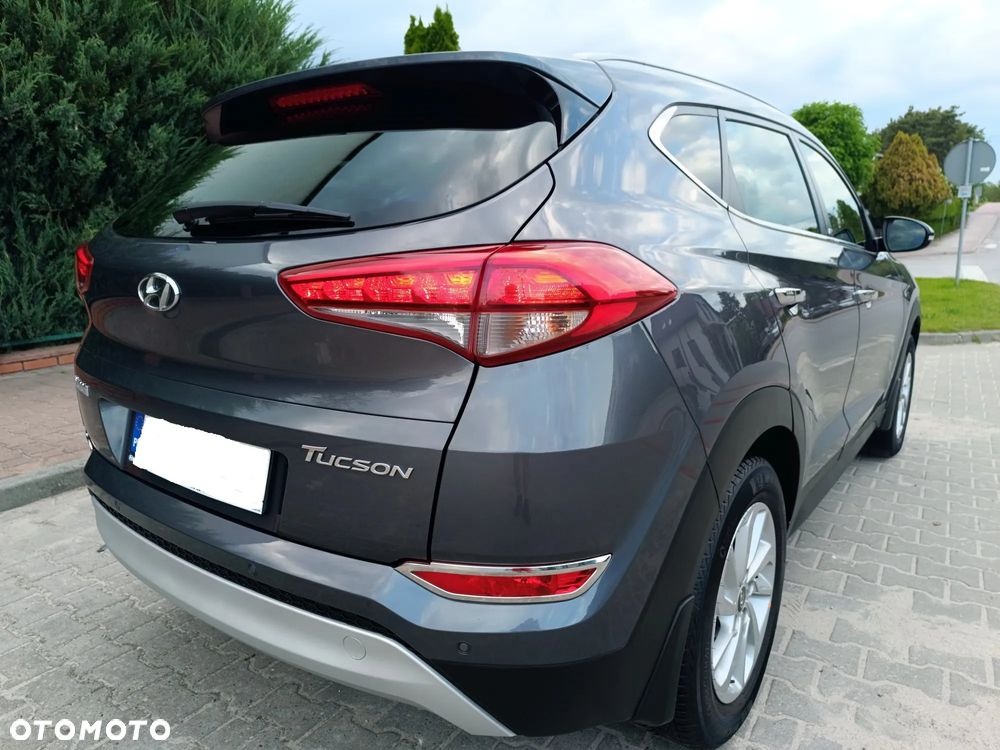 Hyundai Tucson 1.6 GDI BlueDrive Style 2WD - 25