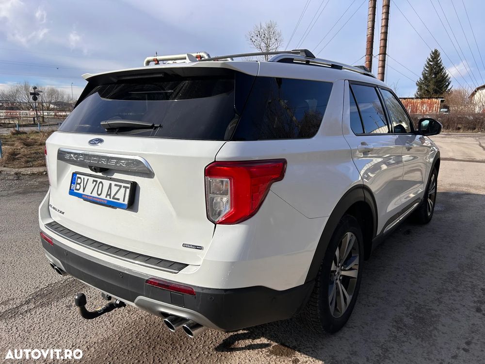 Ford Explorer EcoBoost Plug-in Hybrid PLATINUM - 13