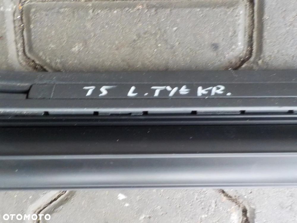 VW T5 MULTIVAN ROLETA LEWA TYŁ KRÓTKI - 2