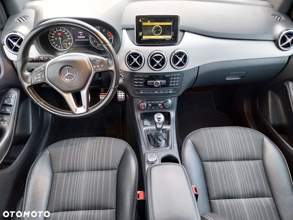 Mercedes-Benz Klasa B 180 BlueEFFICIENCY Edition Style - 6