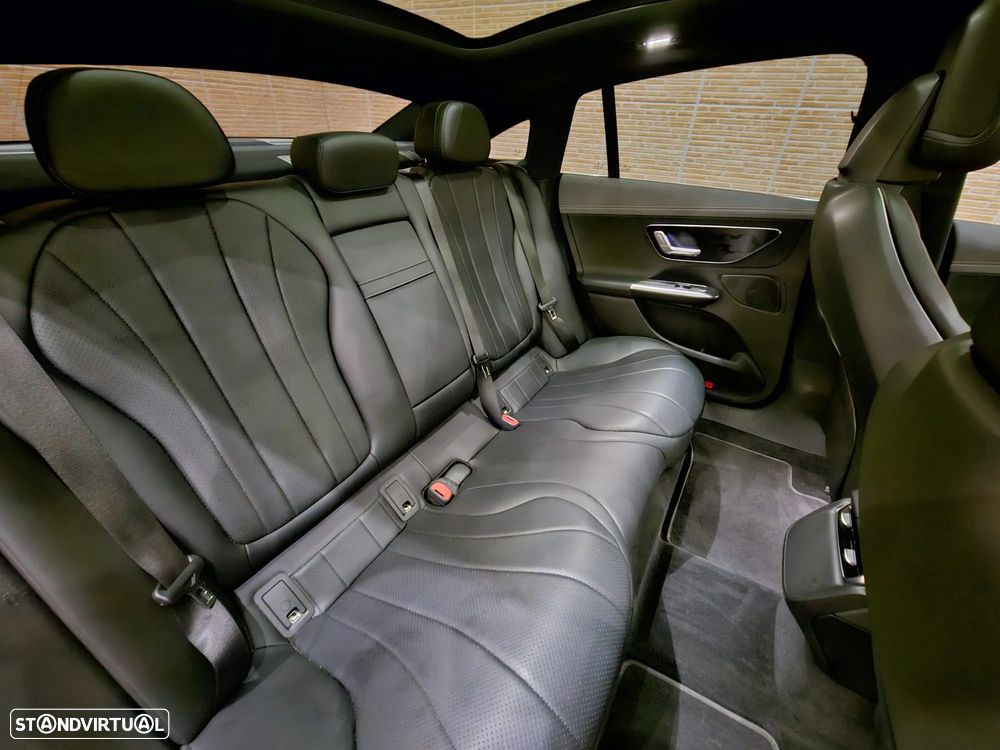 Mercedes-Benz EQE 350 Edition Electric Art - 16