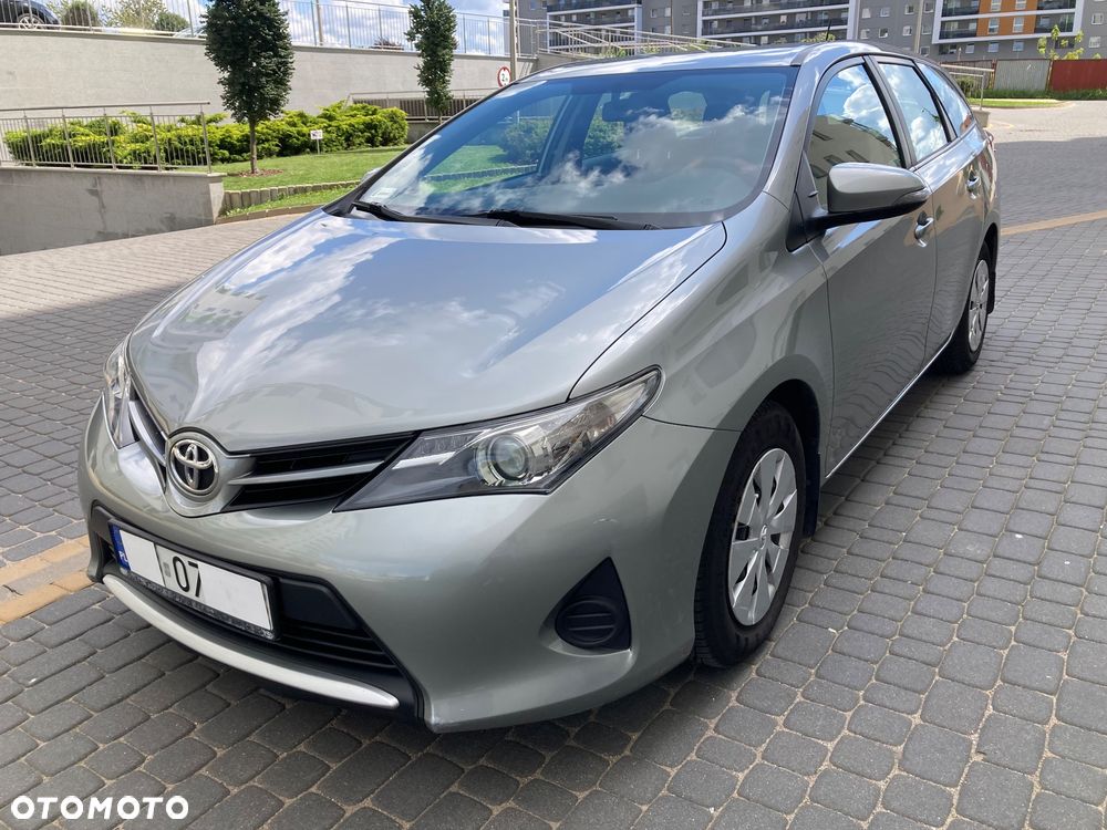 Toyota Auris 1.33 VVT-i Life Comfort - 2