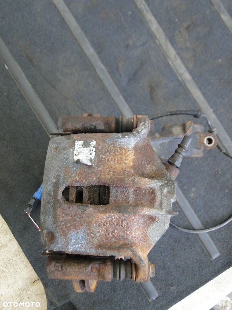 CITROEN DS3 C3 II PIASTA ZWROTNICA TARCZA ZACISK PRAWA PRZÓD PRZEDNIA 1.2VTI EUROPA - 2