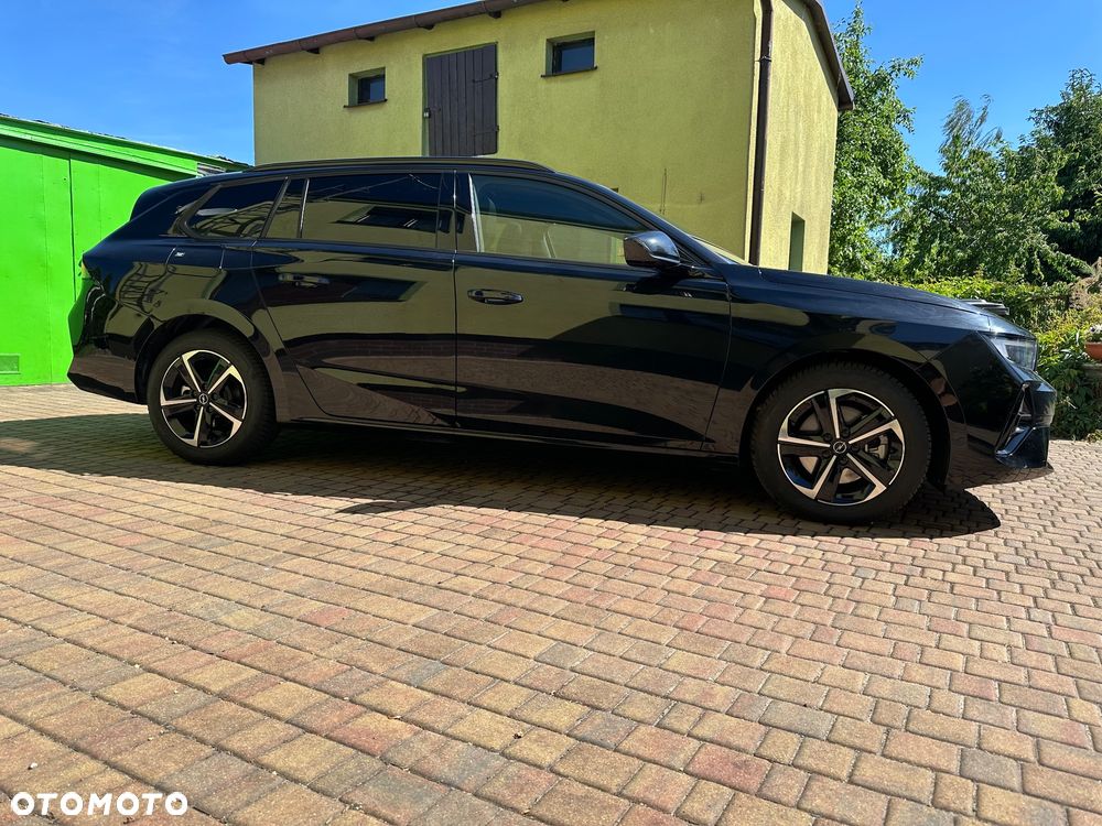 Opel Astra 1.2 Turbo Automatik GS - 8