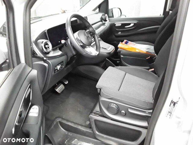 Mercedes-Benz Klasa V 250 d Avantgarde 9G-Tronic (d³ugi) - 4