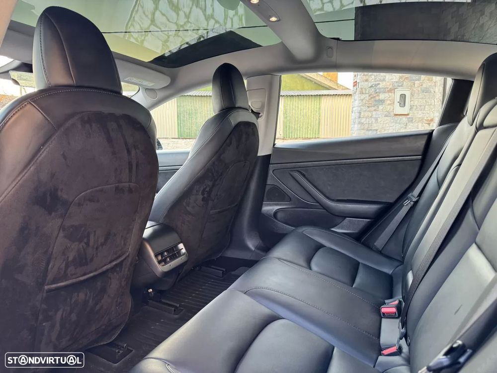Tesla Model 3 Tração Traseira Standard - 16