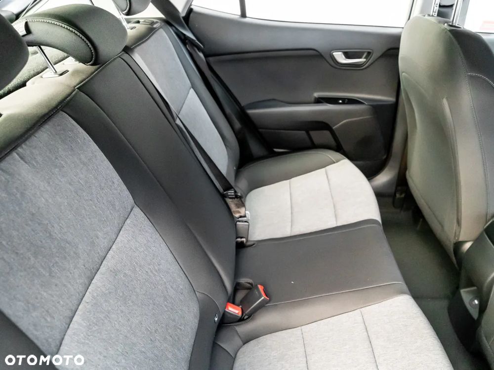 Kia Stonic 1.0 T-GDI L - 17