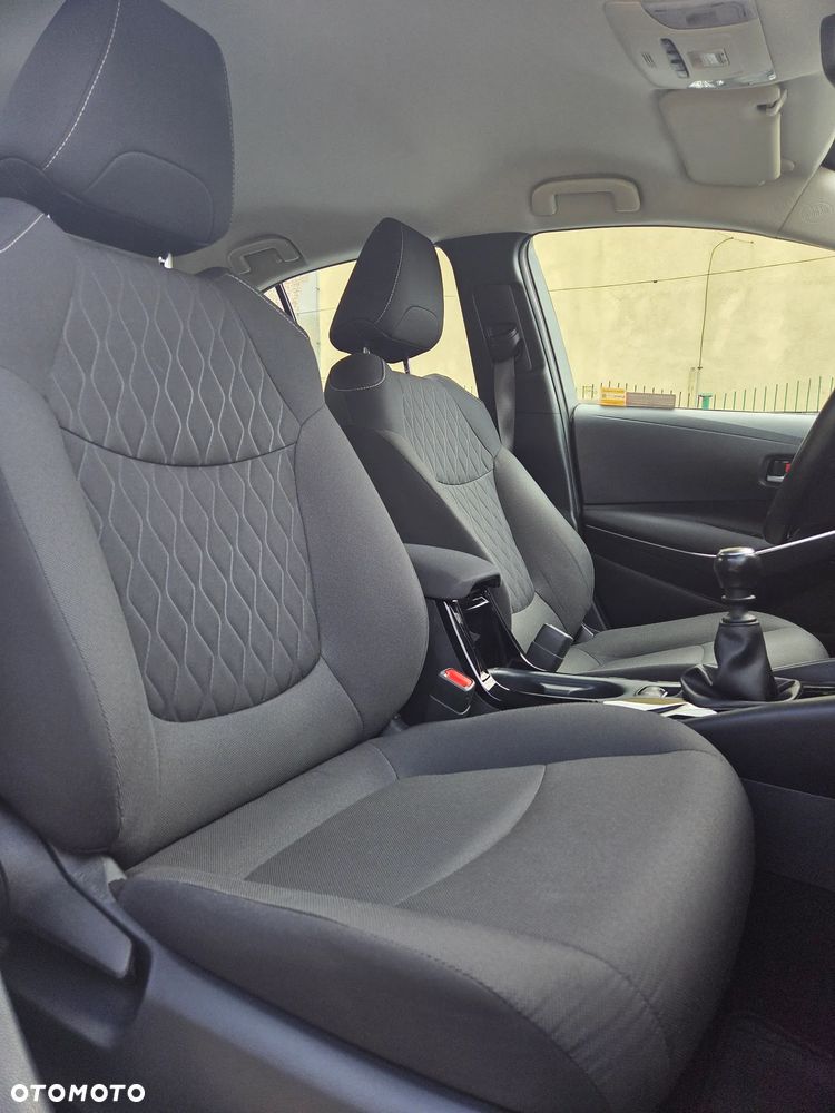 Toyota Corolla 1.5 Comfort - 13