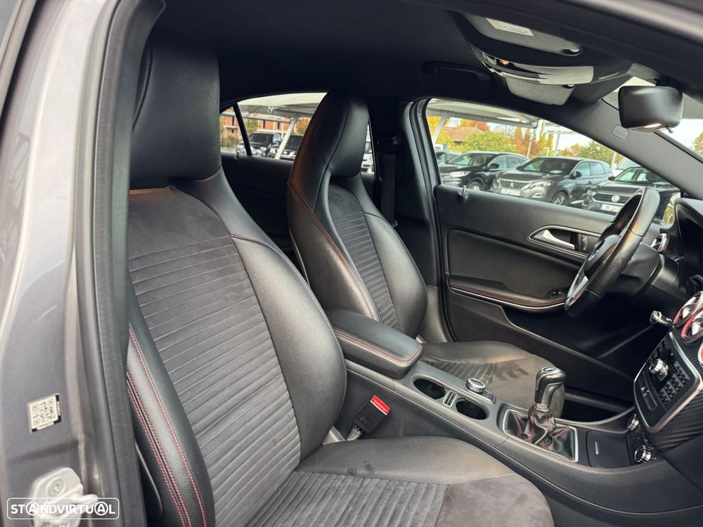 Mercedes-Benz A 180 d AMG Line - 11