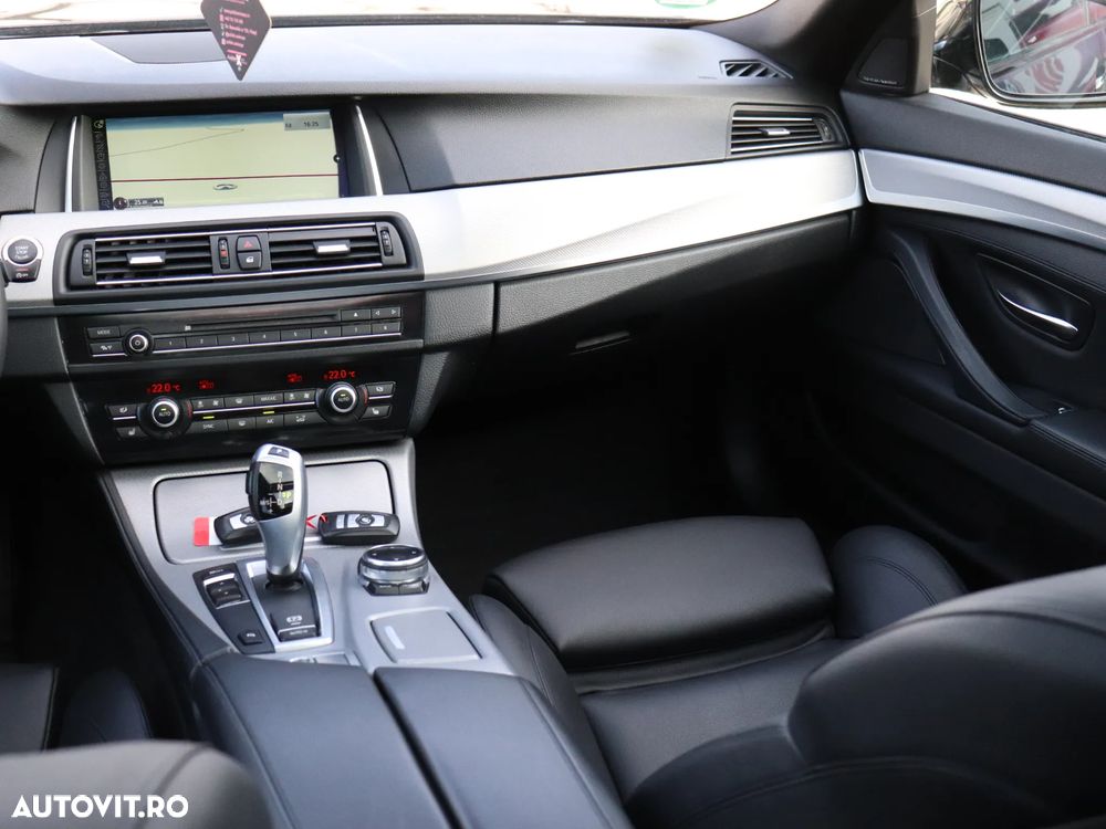 BMW Seria 5 520d Sport-Aut. - 25