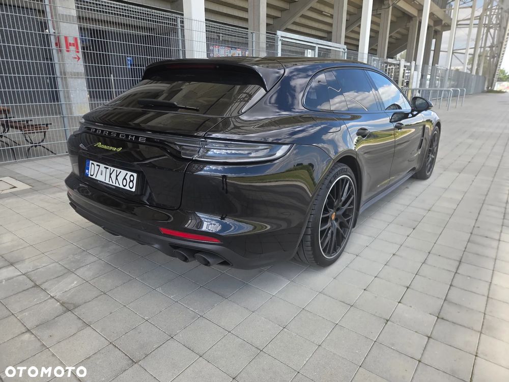 Porsche Panamera 4 E-Hybrid Platinum Edition - 5