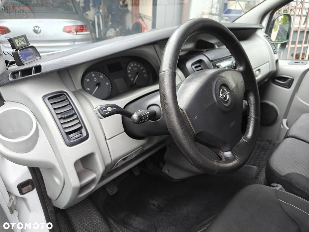 Opel Vivaro - 7