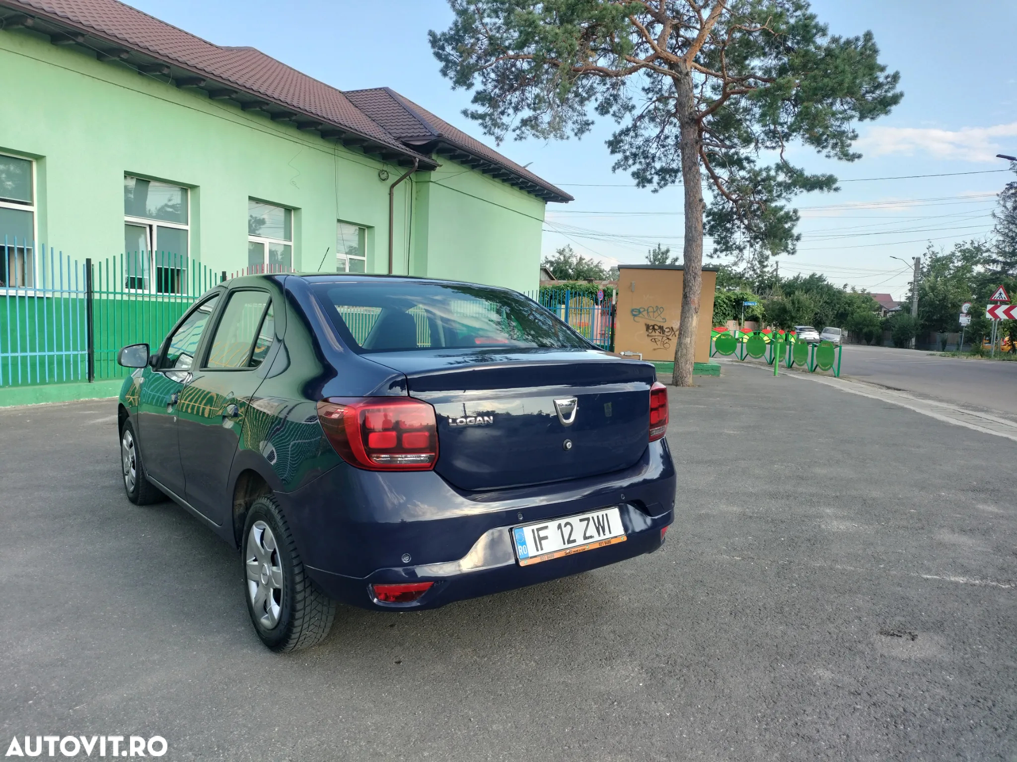 Dacia Logan 1.5 Blue dCi Laureate - 4