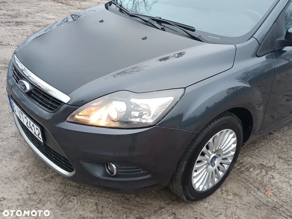 Ford Focus 1.8 Titanium - 17