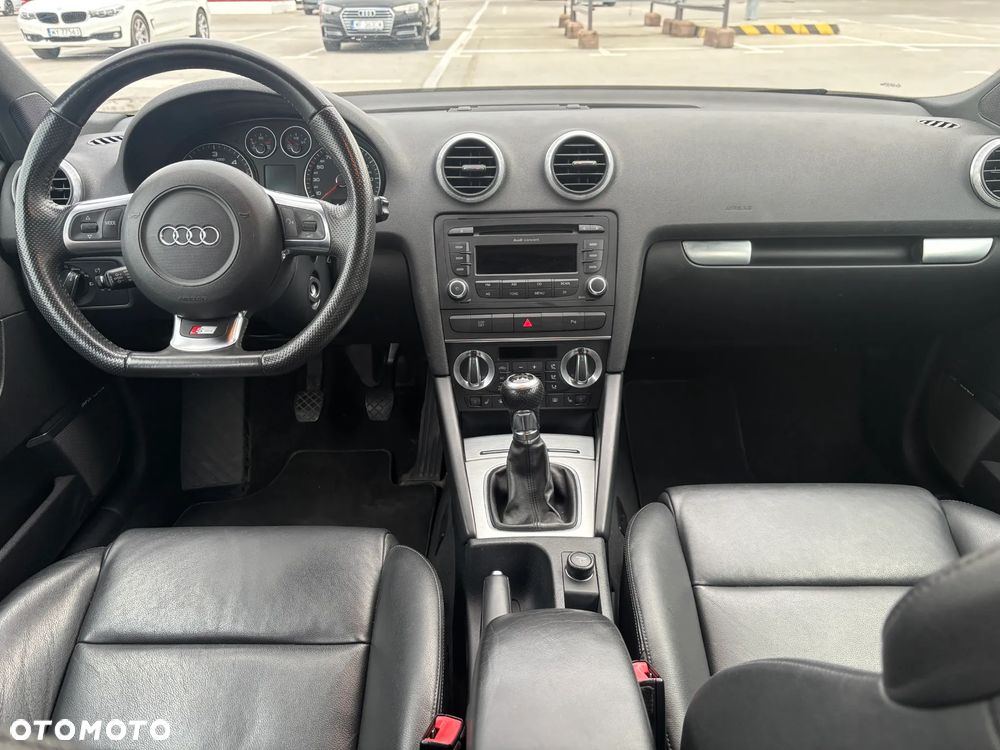 Audi A3 Sportback 2.0 TDI DPF S line Sportpaket - 12