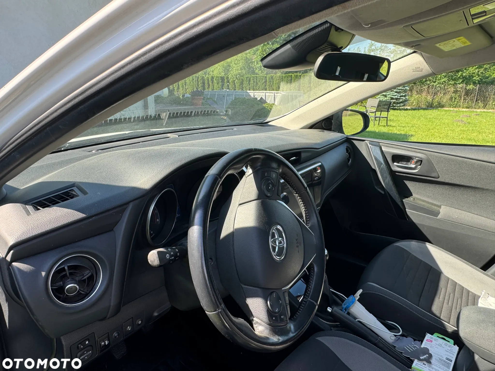 Toyota Auris - 12