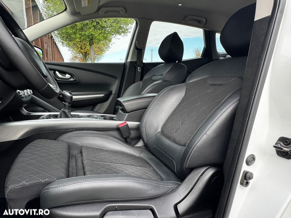 Renault Kadjar TCe 140 GPF Intens - 17