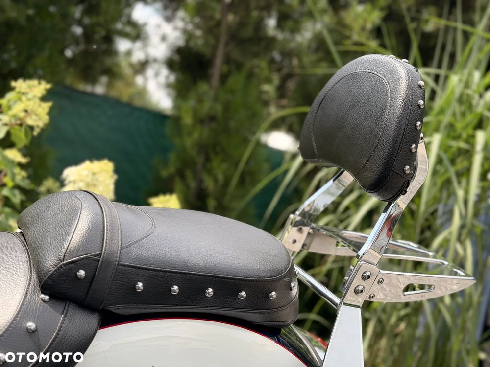 Suzuki Boulevard - 14