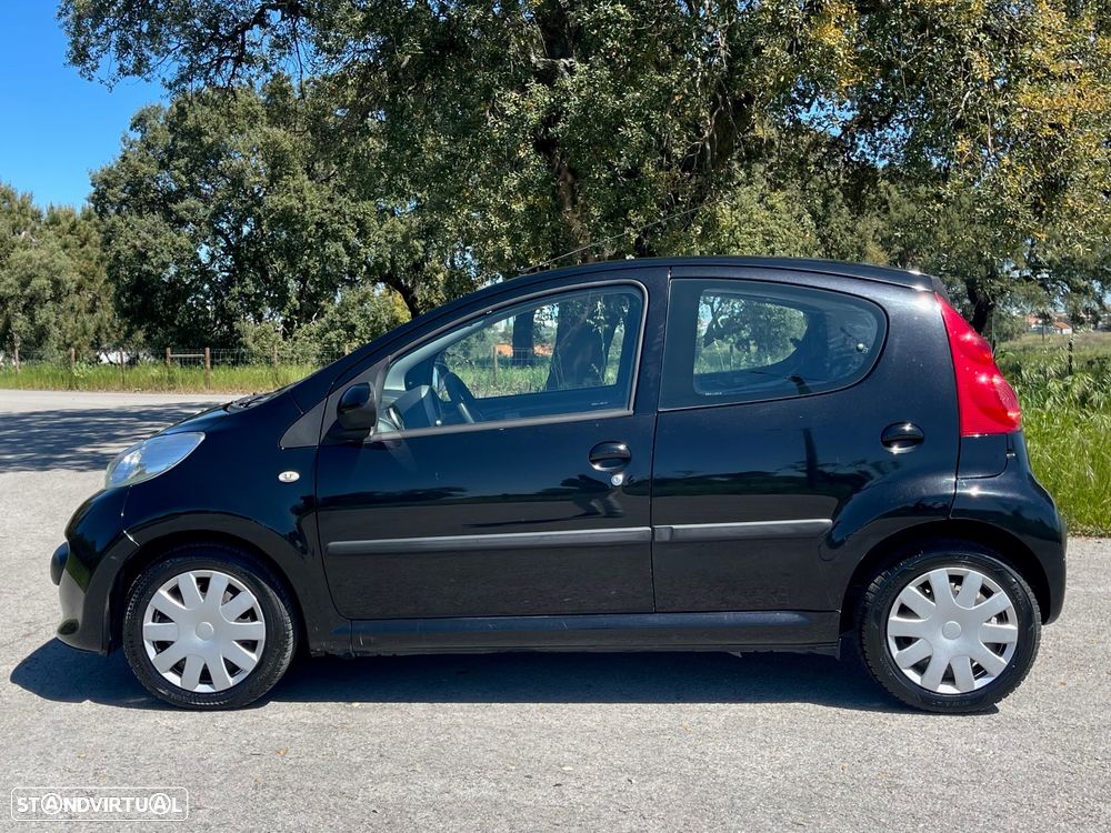 Peugeot 107 1.0 Urban - 8