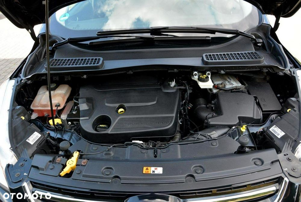 Ford Kuga 2.0 TDCi FWD Titanium - 34