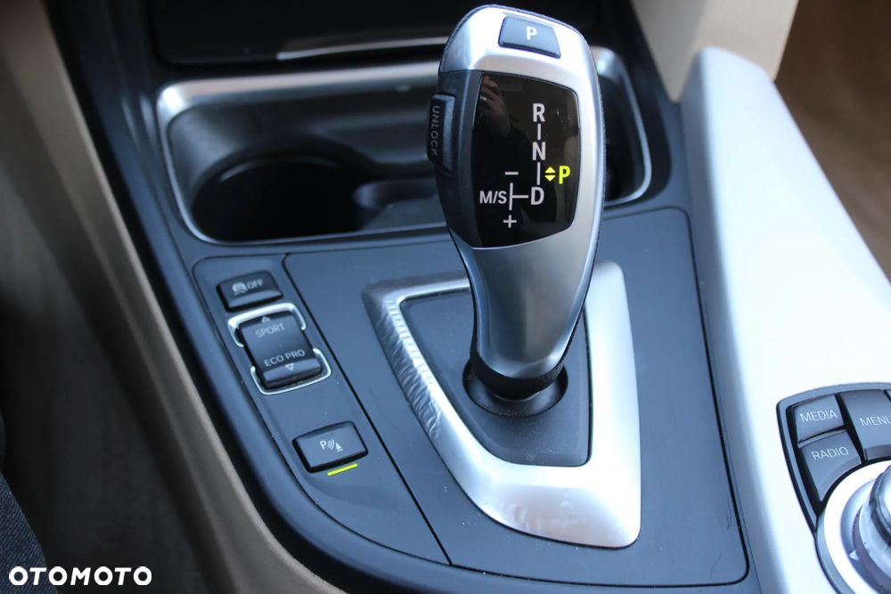 BMW Seria 3 - 22